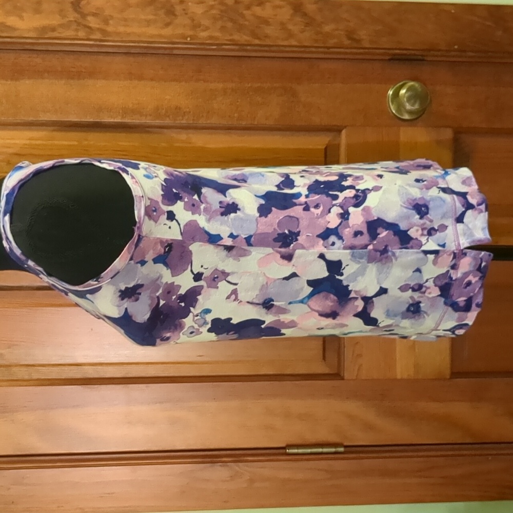 Simply Vera Vera Wang Floral Tank Top - Purple and Pink - Picture 2 of 10